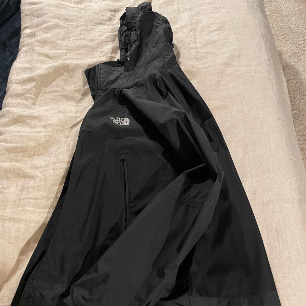 The North Face rain jacket. Size L. Black.